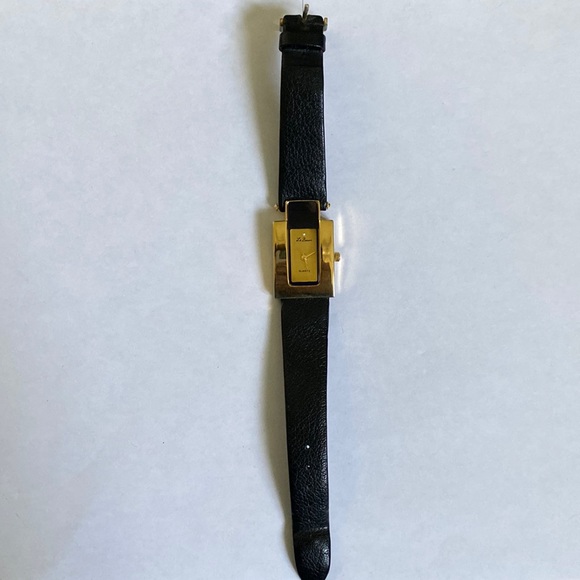 Le Baron Accessories Vintage Le Baron Gold Toned Quartz Watch On Leather Strap Poshmark